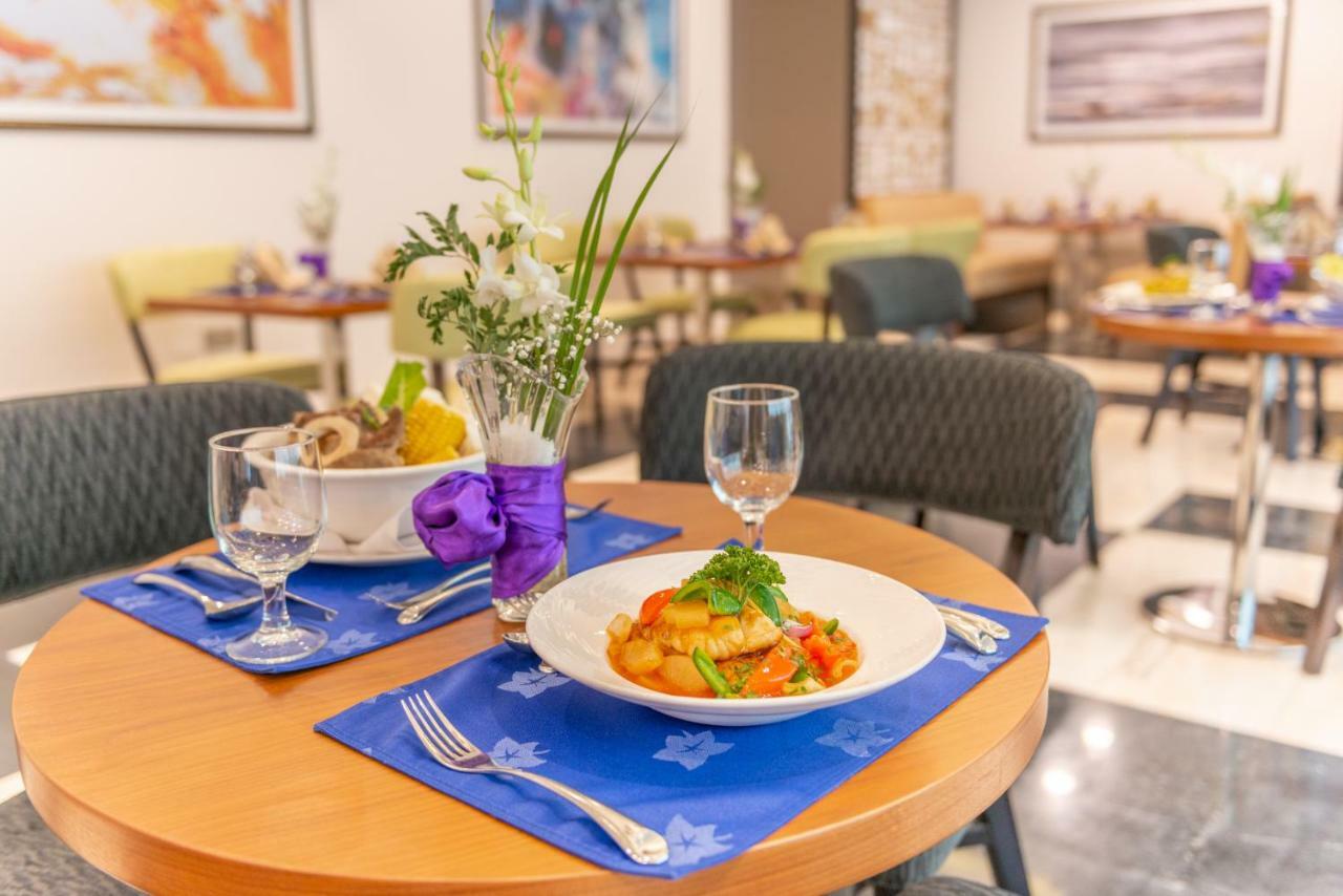 Century Hotel Doha Ngoại thất bức ảnh